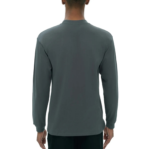 Camiseta Unisex Lisa de Manga Larga con Cuello Alto y Corte Holgado, Lavado Ácido, Algodón, Básica, con Logotipo Personalizado, Proveedor OEM ODM al por Mayor - Product Image 3