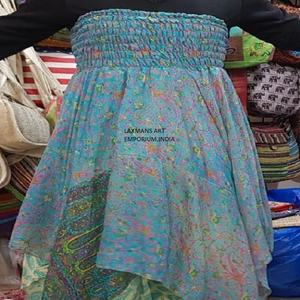 ชุดกระโปรงผู้หญิงผ้าไหมสารีเย็บปะติดปะต่อกัน - Product Image 1