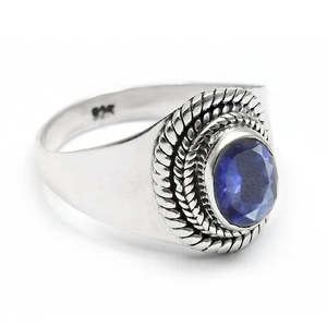 Anillo Vintage con Gema de Iolita de Corte Ovalado, Precio al por Mayor, Hecho a Mano, Plata de Ley 925, Joyería Bohemia al Precio Más Bajo - Product Image 1