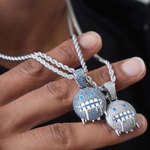 Pendentif emoji visage glacé bleu pour homme et femme, collier hip-hop en argent plaqué or avec diamants CZ Moissanite, bijou breloque emoji - Product Image 3