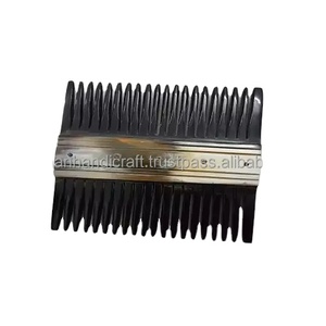 Peigne à cheveux en corne de buffle naturelle de qualité supérieure 100% écologique fait à la main Produit artisanal 100% naturel - Product Image 3