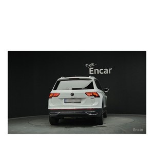 Pour Volkswagen Tiguan 2.0 TDI 4Motion Prestige Modèle décembre 2021 32 469 km Diesel Sièges en cuir Volant à gauche Caméra de recul - Product Image 4