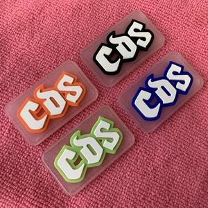 Parche de goma transparente con logotipo personalizado de alta calidad en diferentes colores, etiqueta de goma de PVC transparente con logotipo en relieve 3D - Product Image 2