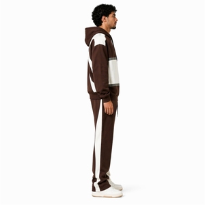 Ensemble de survêtement graphique marron premium pour homme – Ensemble sweat à capuche et pantalon de jogging |   Ensemble deux pièces style streetwear racing - Product Image 4