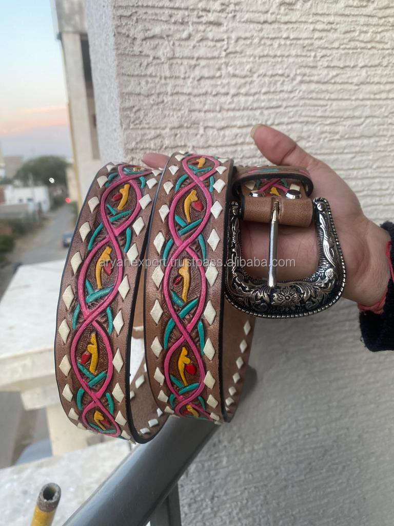 สีน้ำตาล