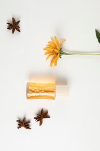 Extracto de planta de CO2 de clavo de calidad alimentaria Extracto de hierbas vitamínico activo líquido supercrítico envasado en lata - Product Image 4