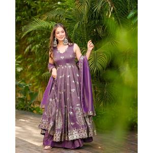 Vestido de fiesta de diseño y conjunto Dupatta con bordado talla XL - Product Image 4