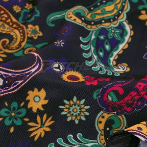 Camisetas contemporáneas de sublimación con estampado llamativo y tela de textura suave para la moda urbana. - Product Image 5