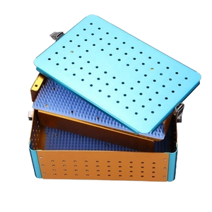 Plateau de stérilisation manuel en métal pour autoclave, boîte à instruments chirurgicaux dentaires avec tapis en silicone - Product Image 1