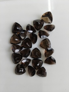Quartz fumé naturel 12 mm, taille triligne, meilleure qualité, pierre précieuse en vrac pour la fabrication de bijoux - Product Image 4