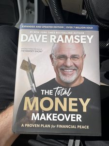 Total Money Makeover de Dave Ramsey, guía de libertad financiera en formato de bolsillo - Product Image 1