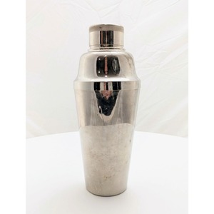 Coctelera de Metal con Diseño de la India Moderna, Ideal para Fiestas Elegantes, con Acabado de Calidad y Funcionamiento Suave - Product Image 1