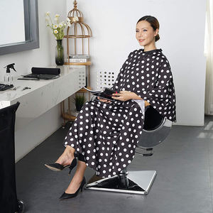 Capes de Barbier de Qualité Supérieure en Gros 2026 – Capes de Coiffure Imperméables Personnalisables avec Logo - Product Image 6