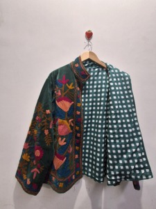 Luxury Floral Embroidered Velvet Jacket Women's Handmade Designer Coat Unique Outerwear Fashion Coat - Product Image 6