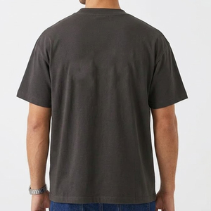 T-shirt Homme Noir 1977 Oversize à Manches Courtes, Coupe Droite, Style Streetwear, Personnalisable avec Logo, Haute Qualité, Vente en Gros - Product Image 3