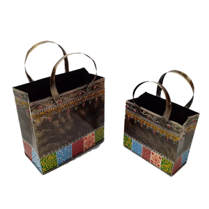 Cesta Rectangular de Hierro con Acabado Pintado, Diseño Tradicional para Decoración del Hogar y Regalos Empresariales - Venta al por Mayor - Product Image 1