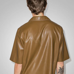 Chemises en cuir écologiques respirantes et élégantes pour hommes, tissu durable, finition douce, coupe confortable pour le bureau et les occasions décontractées quotidiennes - Product Image 5