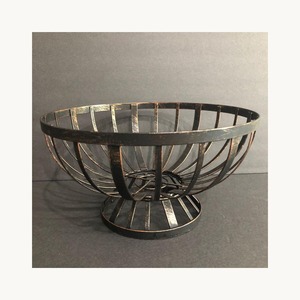 Elegante Frutero de Metal, Diseño Moderno, Personalizable, para Cocina - Product Image 1