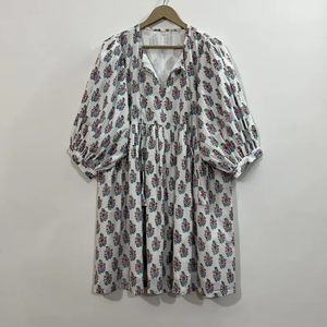 เดรสลำลองผู้หญิง ผ้าทอ 100% คอตตอน สีพื้น/เรียบ แขนทรงบอลลูน เอวทรงเอ็มไพร์ ทรงเบบี้ดอลล์ โอเวอร์ไซส์ คอวี ทรงหลวม - Product Image 5