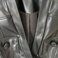 Jaket Bomber Kulit Imitasi Wanita Kerah V Lengan Panjang dengan Sabuk dan Saku Tempel, Fashion Musim Dingin, Cepat Kering, Bernapas, Anti Luntur