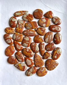 Piedras Infinitas Noreena, Jaspe Rojo Natural Cabujón, Gemas Sueltas de Buena Calidad de Rajasthan, Tamaños Mixtos 4-10g, Precio Competitivo - Product Image 5