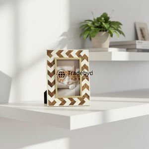 Marco de Fotos de Lujo con Incrustaciones de Hueso, Hecho a Mano, de Primera Calidad, Elegante Adorno para el Hogar por Tradebyd - Product Image 3