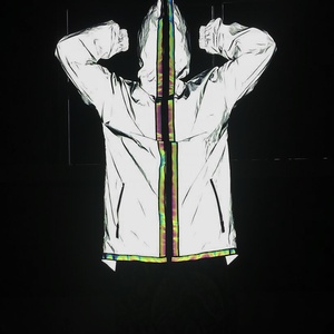 Chaqueta Cortavientos Reflectante Personalizada, Impermeable, con Cambio de Color, Reactiva al Agua, para Senderismo, para Hombre, Proveedor OEM - Product Image 3