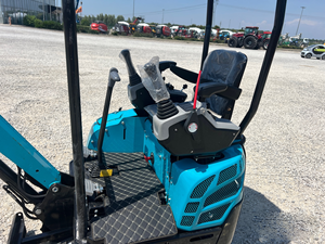 Mini-excavatrice hydraulique compacte KV15 2025 inutilisée pour les travaux de construction, d'aménagement paysager et d'infrastructure - Product Image 3