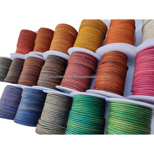 Cordón de cuero redondo azul cielo antiguo de 8mm con cuentas hechas a mano de 2mm y 3mm para creación de accesorios de joyería de cuero Vintage - Product Image 2