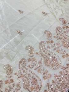 Tela de Bordado Premium Ecológica y Transpirable de Viscosa, con Cuentas Originales y Hilo Múltiple, Peso Medio - Product Image 3