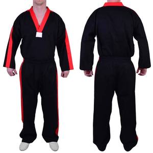 Combinaisons de kick-boxing en polyester de haute qualité, respirantes, avec logo personnalisé, combinaisons de kick-boxing professionnelles avec une coupe confortable - Product Image 1