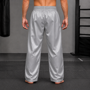 Pantalon de kick-boxing haut de gamme conçu pour les clubs, les académies et les compétitions internationales. - Product Image 4