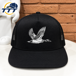 Gorra Trucker Personalizada de 5 Paneles con Logotipo Bordado, Gorra de Malla con Cierre a Presión, Fabricante Vietnamita OEM ODM, Venta al por Mayor de Gorras Trucker de Fábrica - Product Image 1