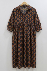 Robe midi trapèze formelle indienne 100 % coton, imprimé floral tie-dye dessiné à la main, manches bouffantes 3/4, coupe classique, respirante - Product Image 5