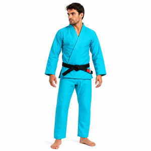 Traje de BJJ listo para la competencia, con tela resistente, costuras seguras y rendimiento cómodo para cada desafío de grappling. - Product Image 1