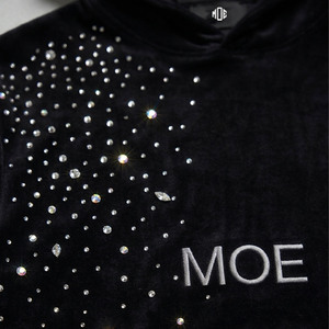 Ensembles de jogging tendance Y2K avec sweats à capuche à strass, coupe oversize et carrée, en molleton épais de haute qualité, style streetwear, vente en gros - Product Image 4