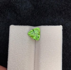 Natural <b>Peridot</b> Gemstone Green Excellent Rare Grade Triliion Cut Loose Gemstone for <b>Ring</b> August Birthstone Jewelry Making Supply - Product Image 5