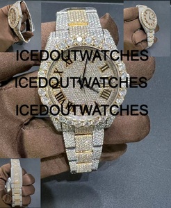 Reloj Cronógrafo de Lujo con Diamantes Moissanite para Hombre, Estilo Hip Hop, Completamente Cubierto de Piedras, con Acero Inoxidable - Product Image 1