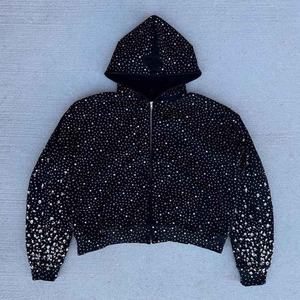 Sudadera con capucha personalizada con diamantes de imitación brillantes, tela polar unisex, cómoda, cálida, perfecta para el estilo callejero y la moda de invierno - Product Image 1
