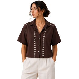 Camisa Corta Bordada Marrón Personalizada para Mujer, Blusa Casual de Verano con Botones y Manga Corta, Top de Moda con Logotipo Personalizado en Mezcla de Lino - Product Image 1