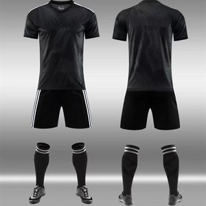 Ensemble de maillot de football pour hommes noirs avec short, impression par sublimation, polyester respirant, uniforme sportif pour adultes - Product Image 5