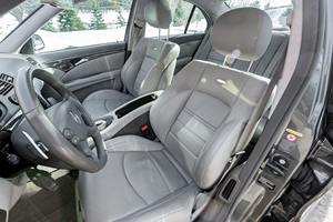 Mercedes-Benz E-63 AMG Sedán 2008 - Product Image 5