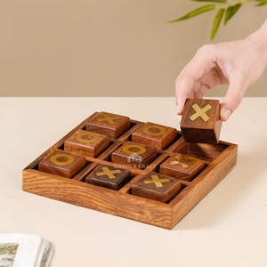 Jeu de Tic Tac Toe en bois de qualité supérieure – Jeu de table de luxe et accent décoratif pour la maison - Product Image 2