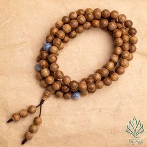 สร้อยข้อมือไม้กฤษณาธรรมชาติหรูหรา 108 เม็ด พร้อมลูกปัดไม้กฤษณาเวียดนาม 103 เม็ด และลูกปัดปะการังสีน้ำเงิน 5 เม็ด ผลิตตามแบบ ODM โดยผู้เชี่ยวชาญจากภายนอก - Product Image 2