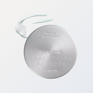 Crema de manos Donggubat CosmoCos, crema de manos perfumada Donggubat con aroma a hierbas y madera, hecha en Corea, 60 ml - Product Image 5