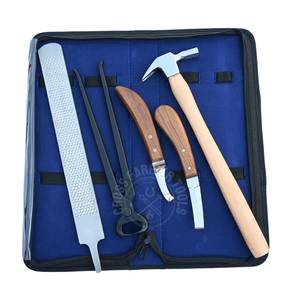 Kit de Herramientas para Herrador para el Recorte de Pezuñas con Cuchilla Curva, Cuchillo para Pezuñas, Lima de Doble Cara, Cortador de Pezuñas Negro y Martillo - Product Image 1