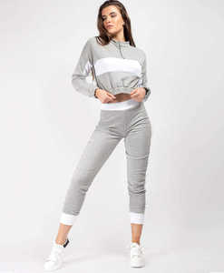 Ensemble de survêtement sportif gris personnalisé pour femme avec haut zippé et pantalon de jogging, manches longues, tricoté, respirant, toutes saisons - Product Image 1