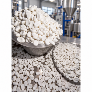 Fournisseur Malaisien – Excellent Prix – Masterbatch de Malaisie – Matière Première Carbonate de Calcium – Granulés – Couleur Naturelle – Pour Soufflage de Films - Product Image 1