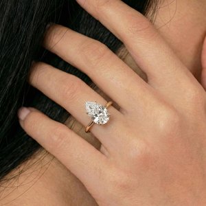 Élégante bague en argent sterling 925 plaqué or avec moissanite VVSD1 pour femme, bijou tendance pour anniversaire, fiançailles, mariage, cadeau - Product Image 5