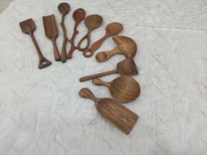 Cuillères en bois naturel, ustensiles sculptés à la main, sans danger pour les aliments, formes variées, plusieurs tailles, fabriquées au Vietnam - Product Image 5